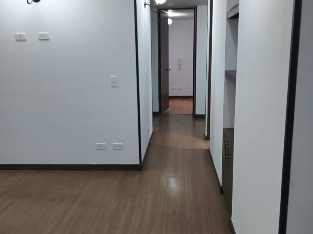 Apartamento en venta en Castilla, Bogotá · foto 9 de 11