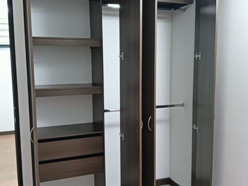 Apartamento en venta en Castilla, Bogotá · foto 6 de 11