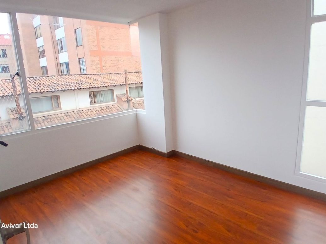 Apartamento de 3 alcobas en venta en Cedritos, Bogotá, 72 m² · foto 14 de 19
