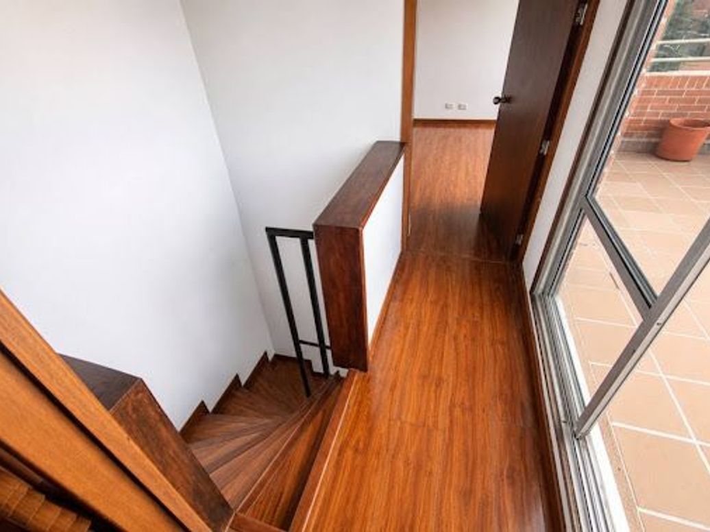 Apartamento de 4 alcobas en venta en San Antonio Noroccidental, Bogotá, 99 m² · foto 18 de 20