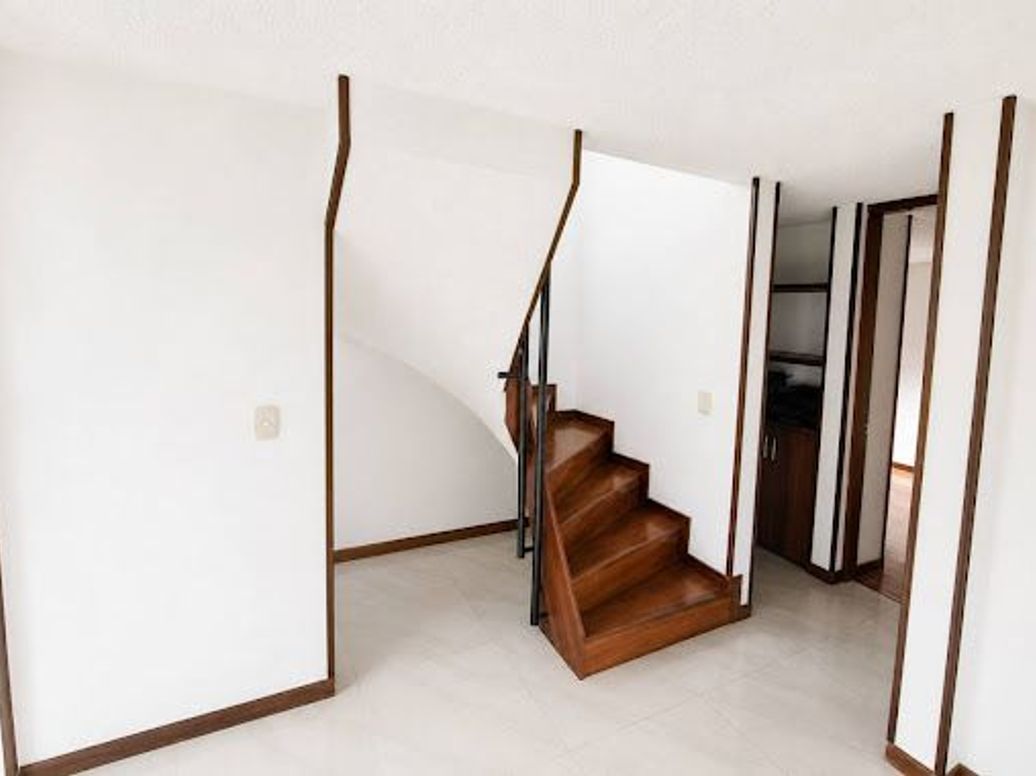 Apartamento de 4 alcobas en venta en San Antonio Noroccidental, Bogotá, 99 m² · foto 11 de 20