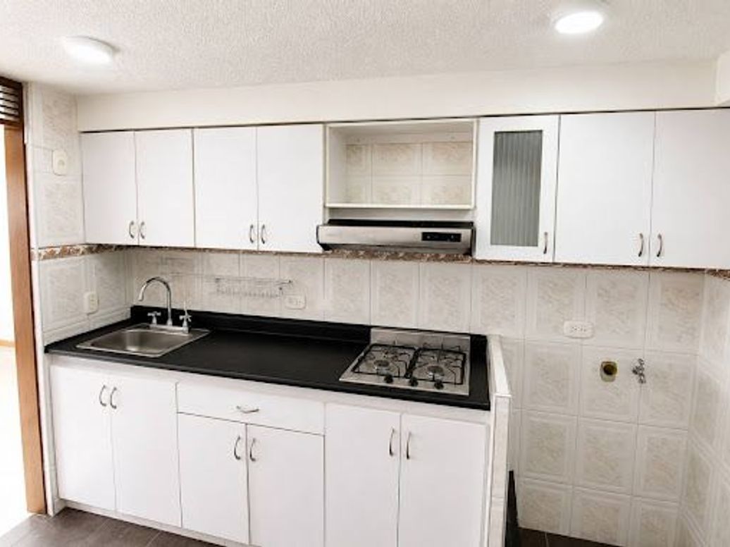 Apartamento de 4 alcobas en venta en San Antonio Noroccidental, Bogotá, 99 m² · foto 10 de 20