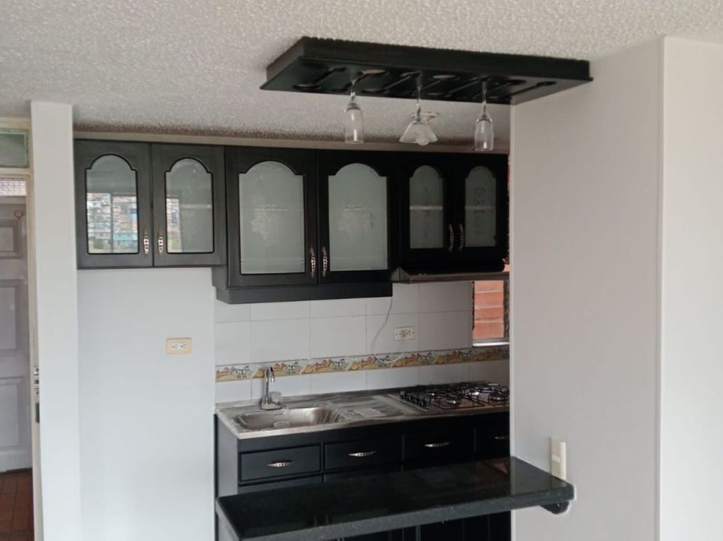 Apartamento de 3 alcobas en venta en La Picota Sur, Bogotá, 48 m² · foto 7 de 11