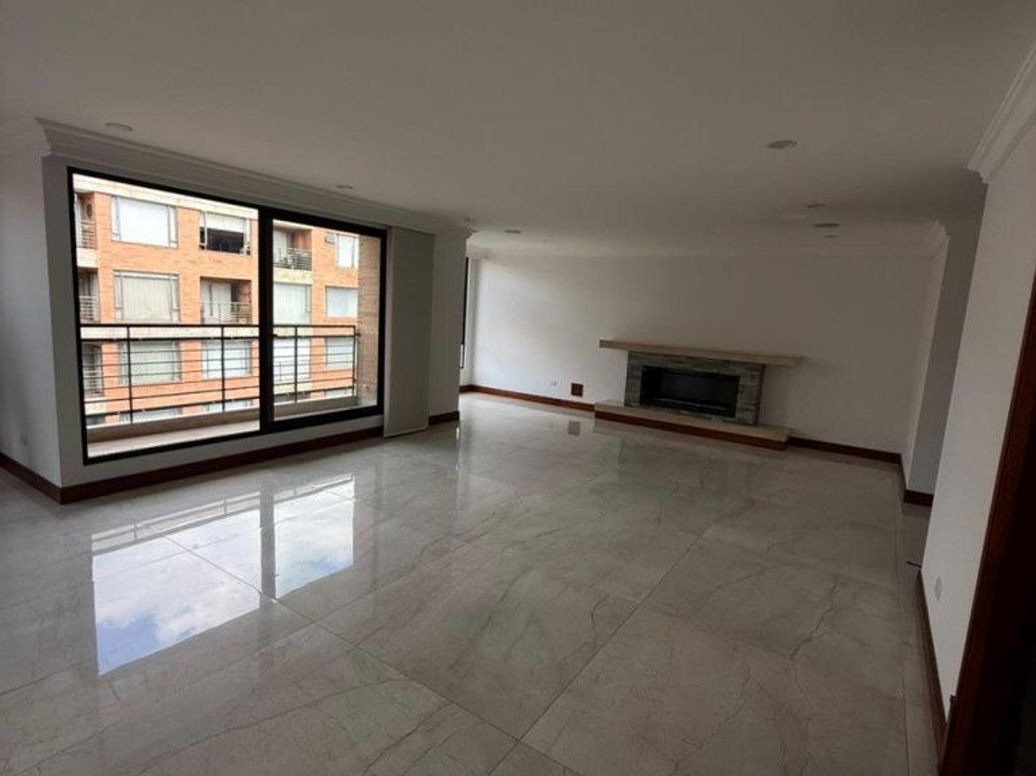 Apartamento de 4 alcobas en venta en Santa Bibiana, Bogotá, 243 m² · foto 10 de 20
