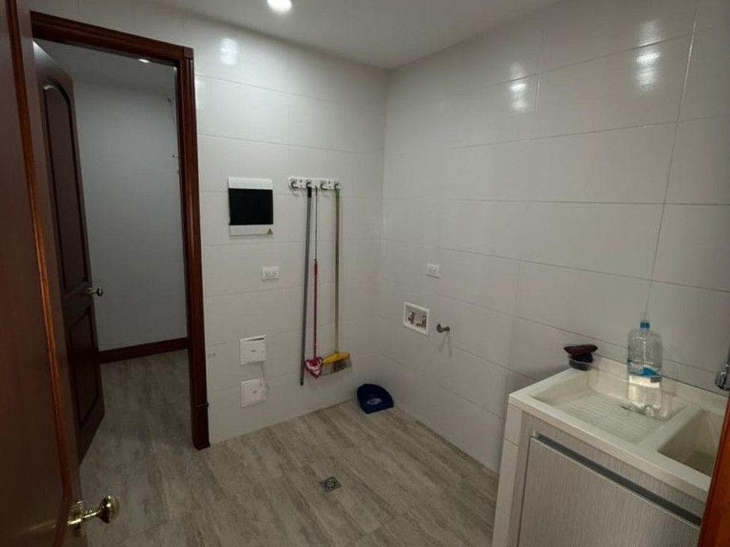 Apartamento de 4 alcobas en venta en Santa Bibiana, Bogotá, 243 m² · foto 15 de 20