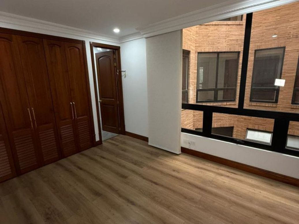 Apartamento de 4 alcobas en venta en Santa Bibiana, Bogotá, 243 m² · foto 19 de 20