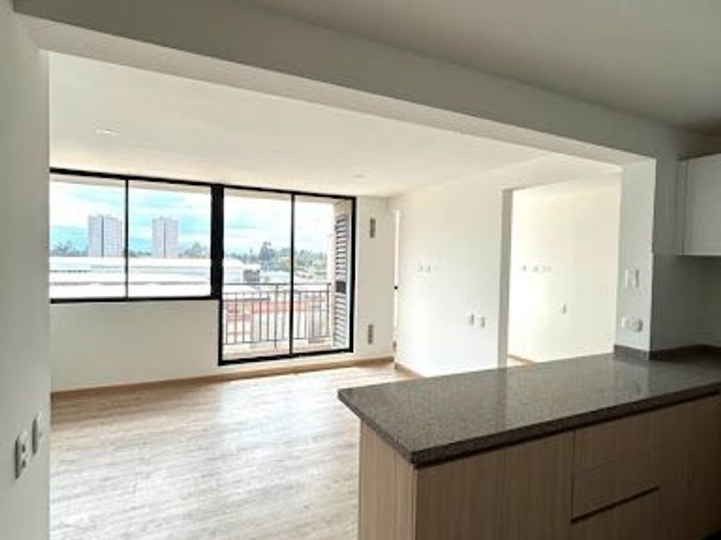 Apartamento de 3 alcobas en venta en Torca, Bogotá, 83 m² · foto 3 de 18