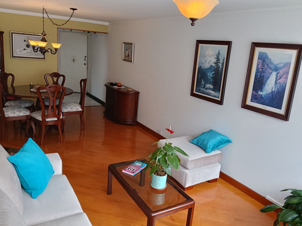 Apartamento de 3 alcobas en venta en Mazurén, Bogotá, 84 m² · foto 3 de 16