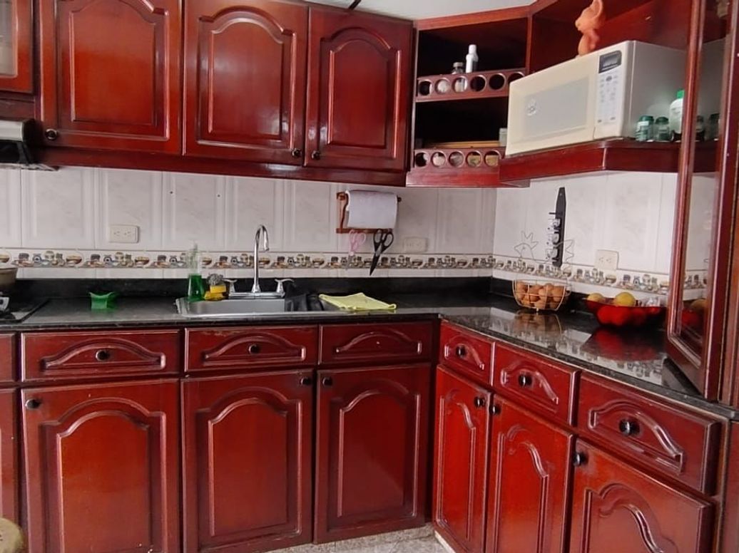 Casa de 5 alcobas en venta en Milenta, Bogotá, 250 m² · foto 14 de 20