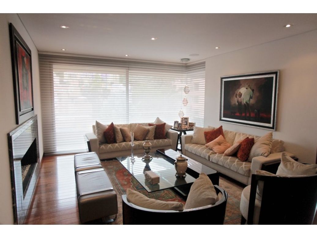 Apartamento de 3 alcobas en venta en Rosales Bajo, Bogotá, 342 m² · foto 14 de 20