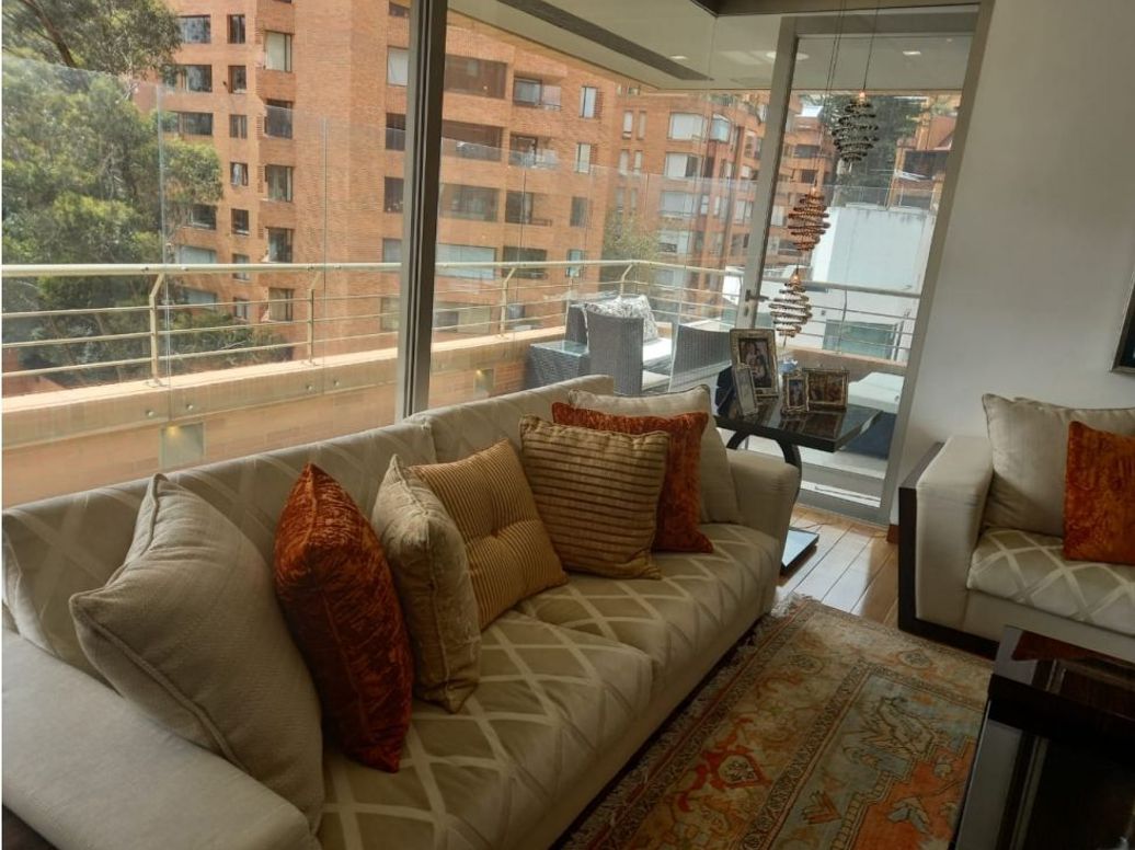 Apartamento de 3 alcobas en venta en Rosales Bajo, Bogotá, 342 m² · foto 6 de 20