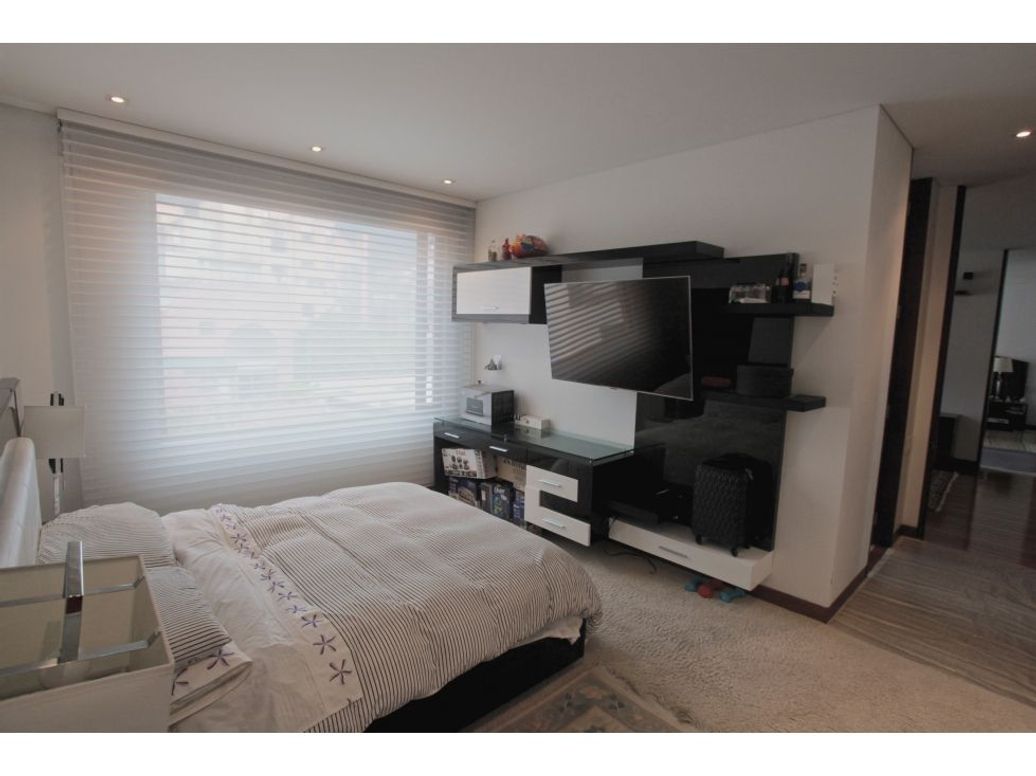 Apartamento de 3 alcobas en venta en Rosales Bajo, Bogotá, 342 m² · foto 20 de 20