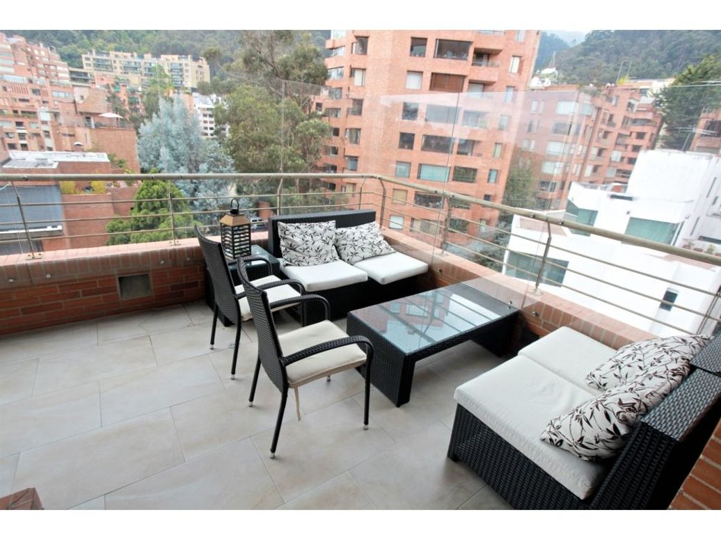 Apartamento de 3 alcobas en venta en Rosales Bajo, Bogotá, 342 m² · foto 4 de 20