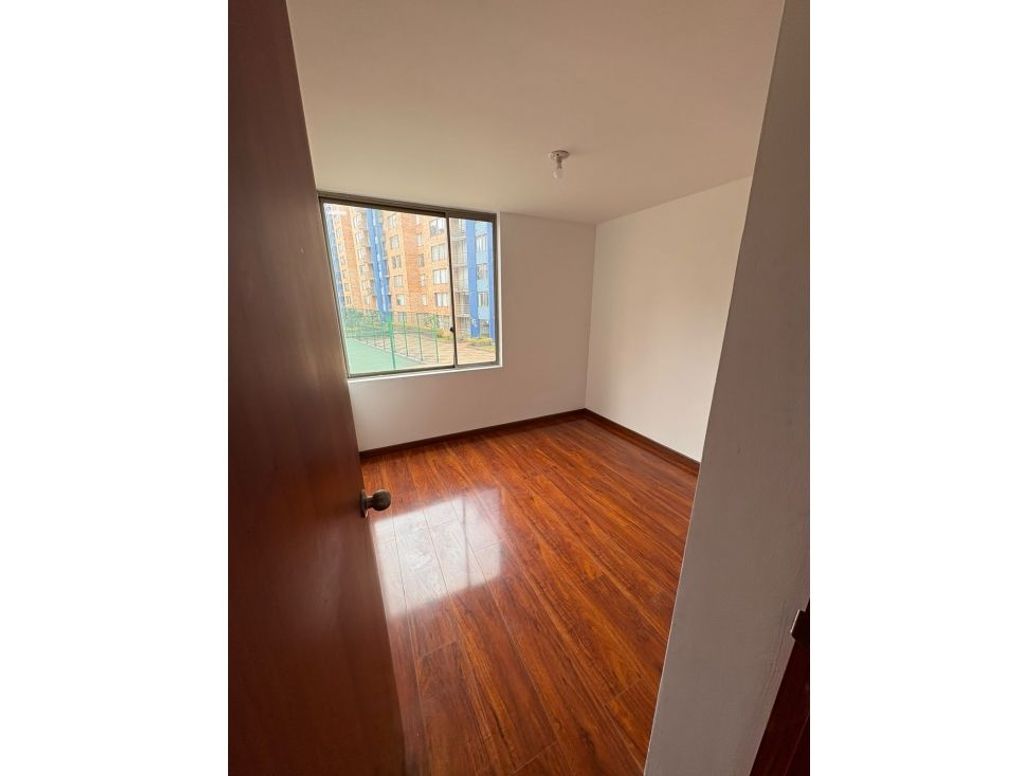 Apartamento de 3 alcobas en venta en Ciudad Salitre Occidental, Bogotá, 63 m² · foto 6 de 16