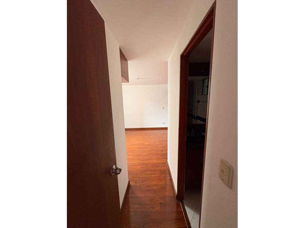 Apartamento de 3 alcobas en venta en Ciudad Salitre Occidental, Bogotá, 63 m² · foto 7 de 16