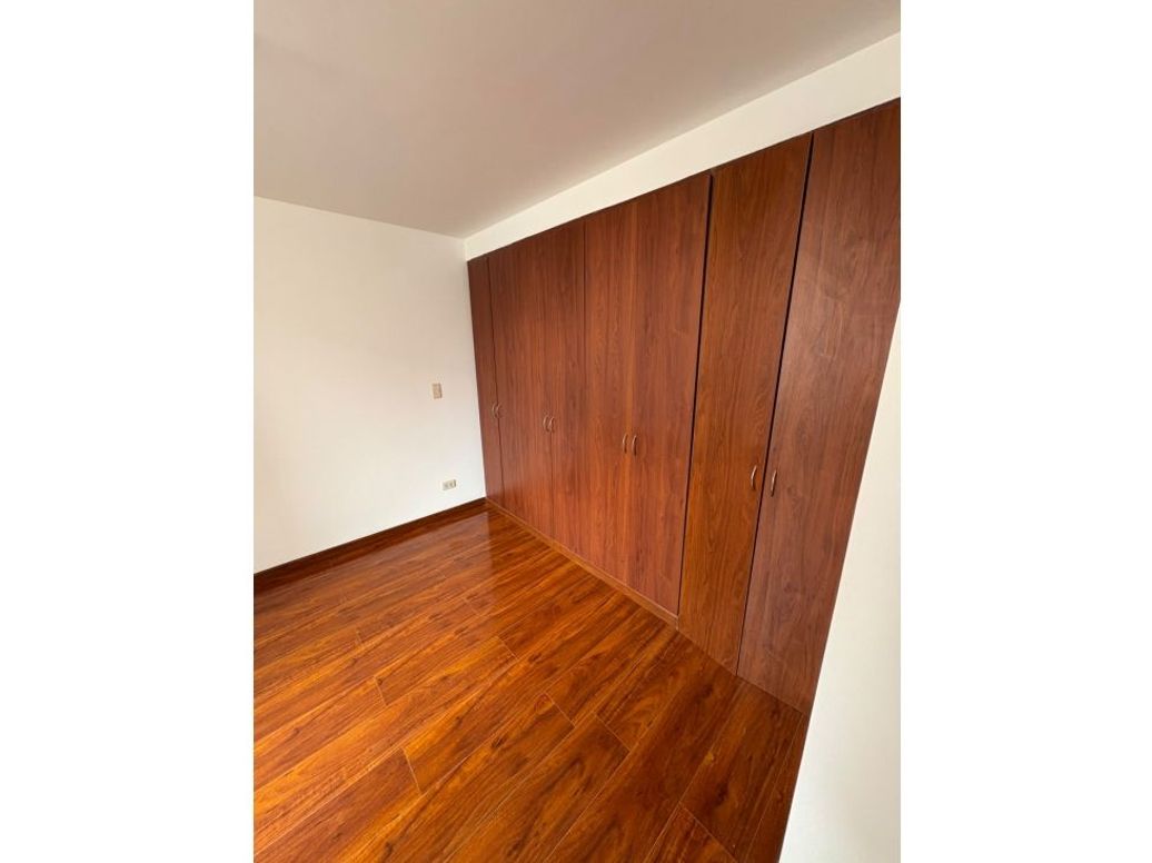 Apartamento de 3 alcobas en venta en Ciudad Salitre Occidental, Bogotá, 63 m² · foto 5 de 16