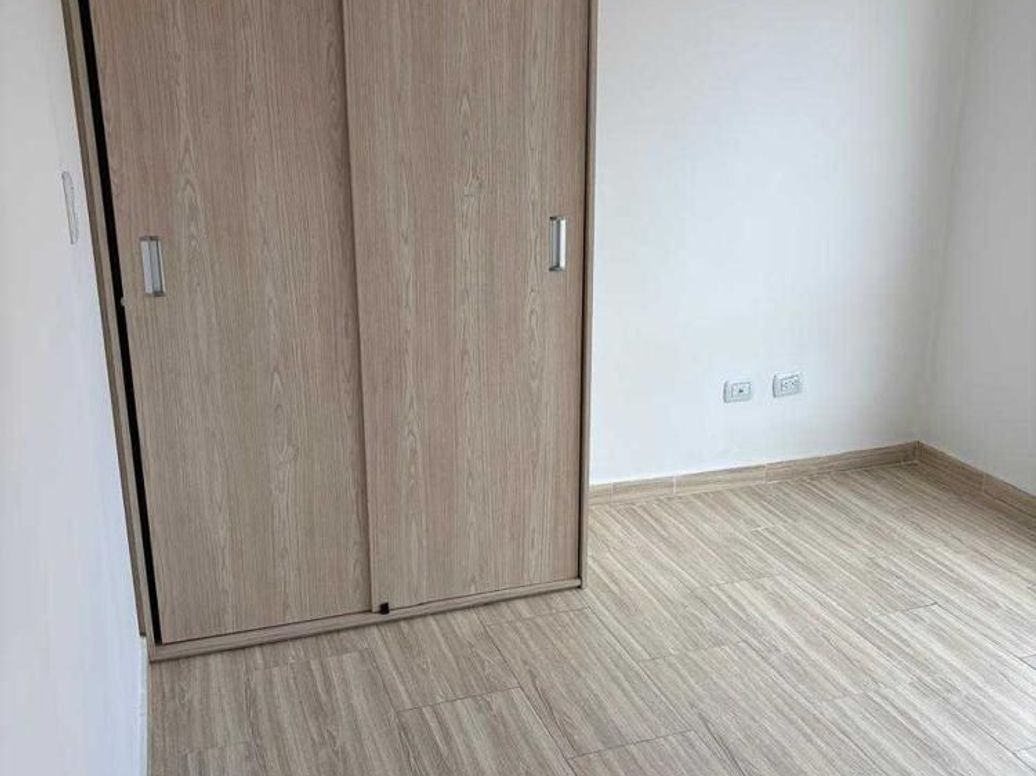 Apartamento de 1 alcoba en venta en El Rolin, Bogotá, 36 m² · foto 3 de 7