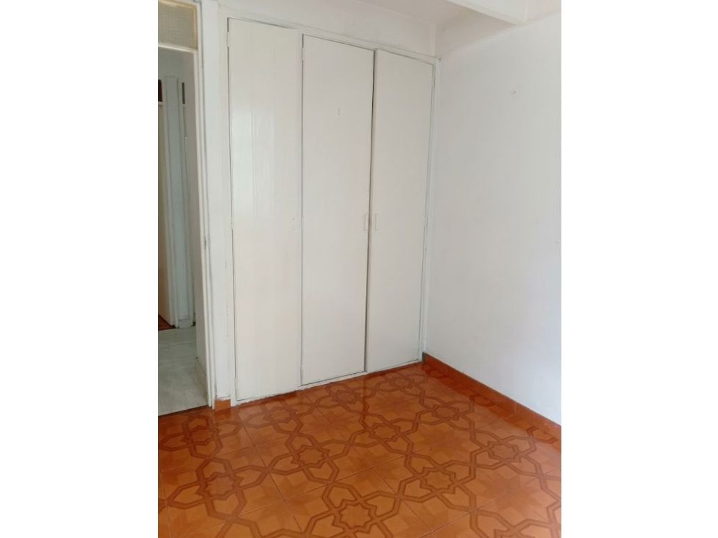 Apartamento de 3 alcobas en venta en Hospital San Carlos, Bogotá, 53 m² · foto 12 de 14