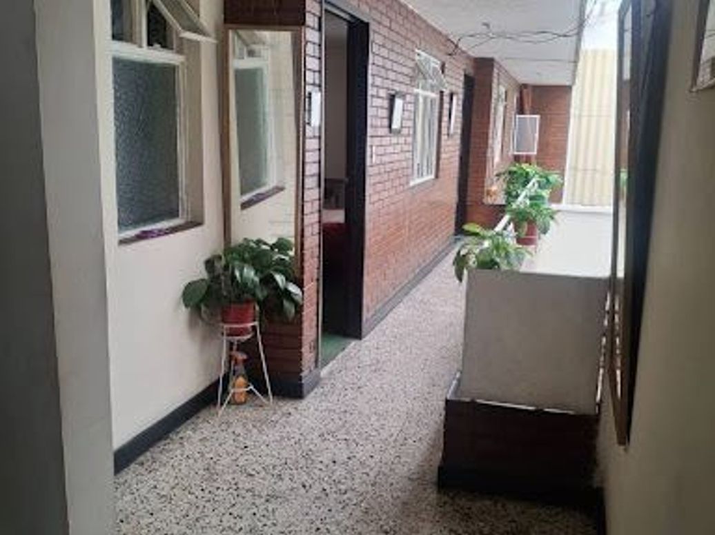 Casa de 6 alcobas en venta en Lujan, Bogotá, 240 m² · foto 13 de 20