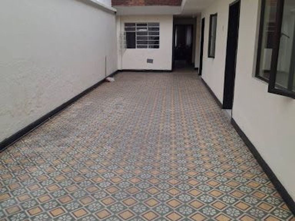 Casa de 6 alcobas en venta en Lujan, Bogotá, 240 m² · foto 17 de 20