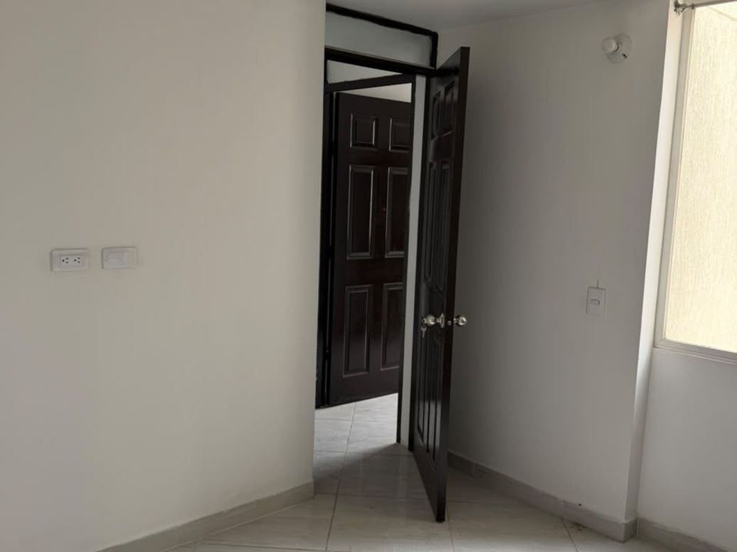Apartamento de 3 alcobas en venta en Fontibón, Bogotá, 46 m² · foto 7 de 11