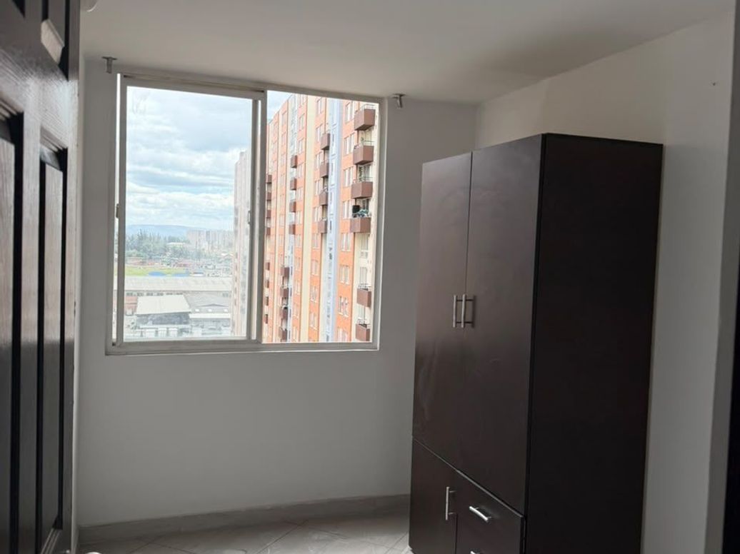 Apartamento de 3 alcobas en venta en Fontibón, Bogotá, 46 m² · foto 9 de 11