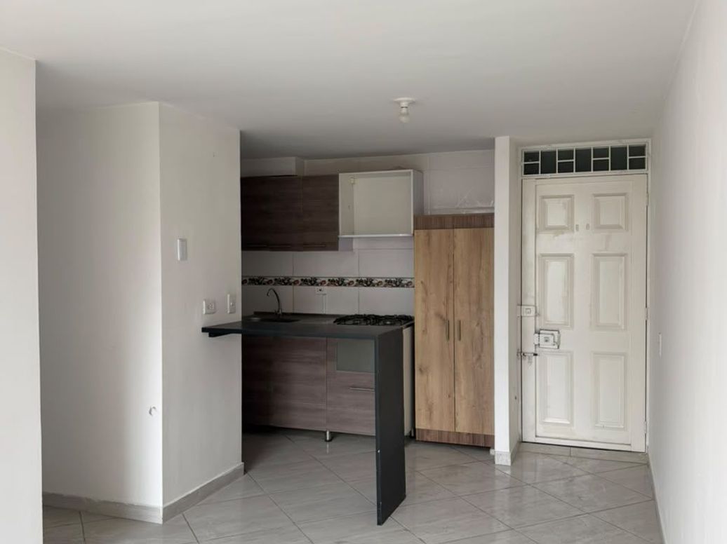Apartamento de 3 alcobas en venta en Fontibón, Bogotá, 46 m² · foto 5 de 11