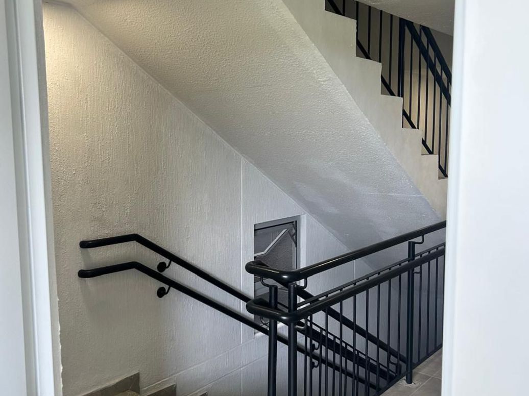 Apartamento de 2 alcobas en venta en Cr. El Roble, Bogotá, 45 m² · foto 9 de 11