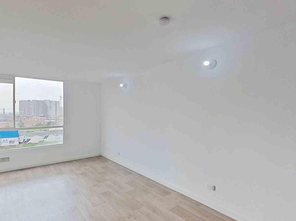 Apartamento de 2 alcobas en venta en Hayuelos, Bogotá, 41 m² · foto 2 de 10