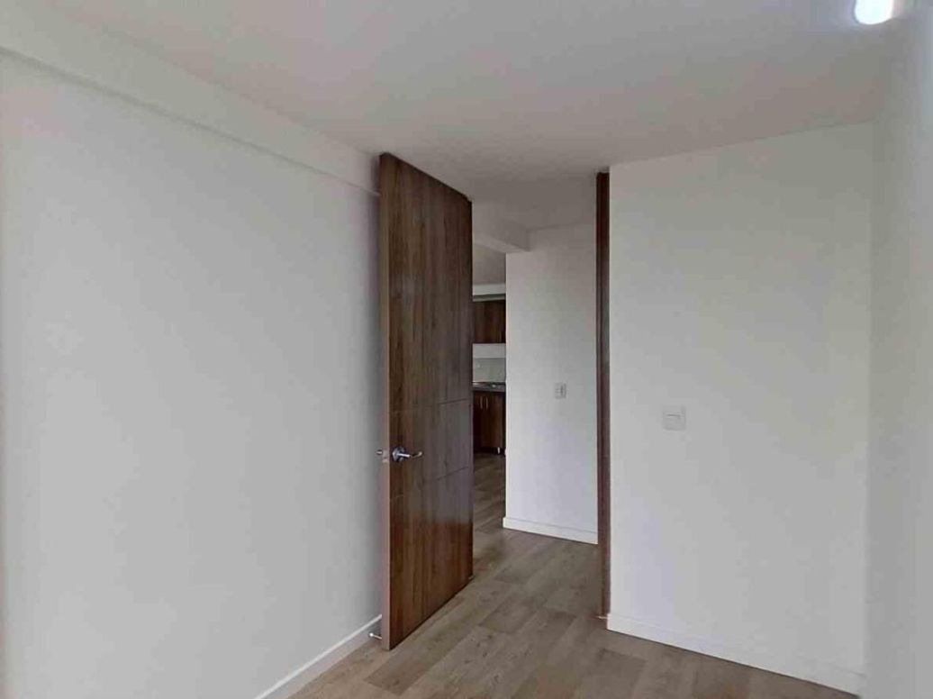 Apartamento de 2 alcobas en venta en Hayuelos, Bogotá, 41 m² · foto 5 de 10