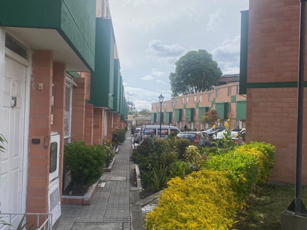 Casa de 3 alcobas en venta en Timiza A, Bogotá, 54 m² · foto 7 de 12