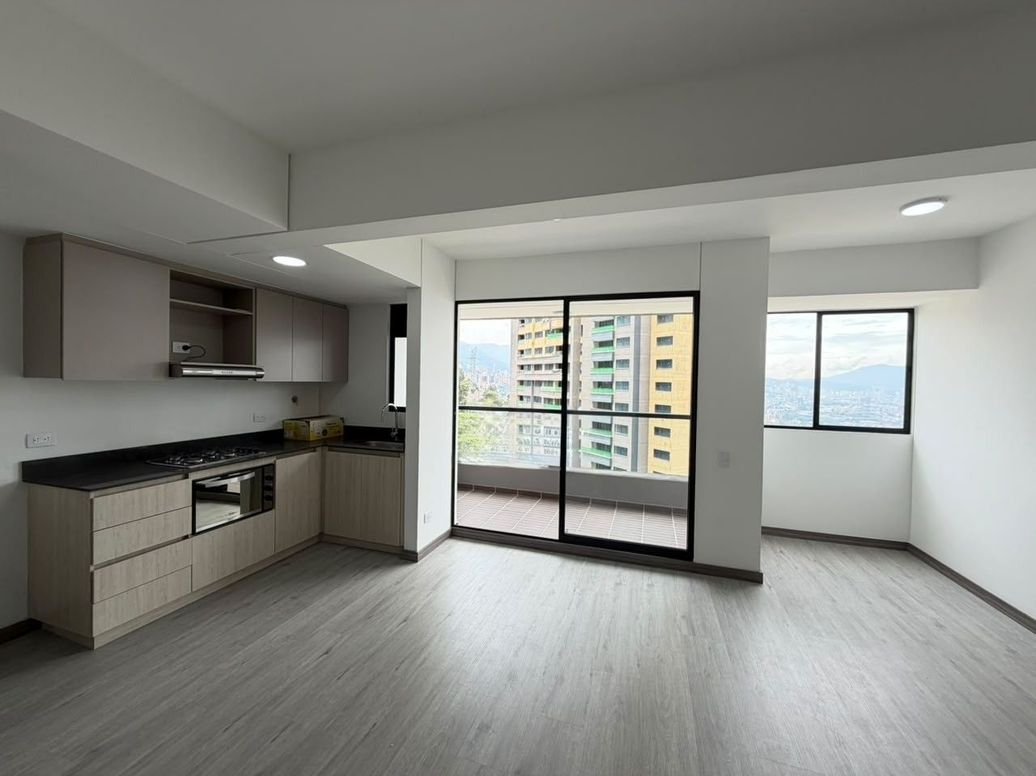Apartamento En Arriendo - Sector Las Palmas en Alto De Palmas