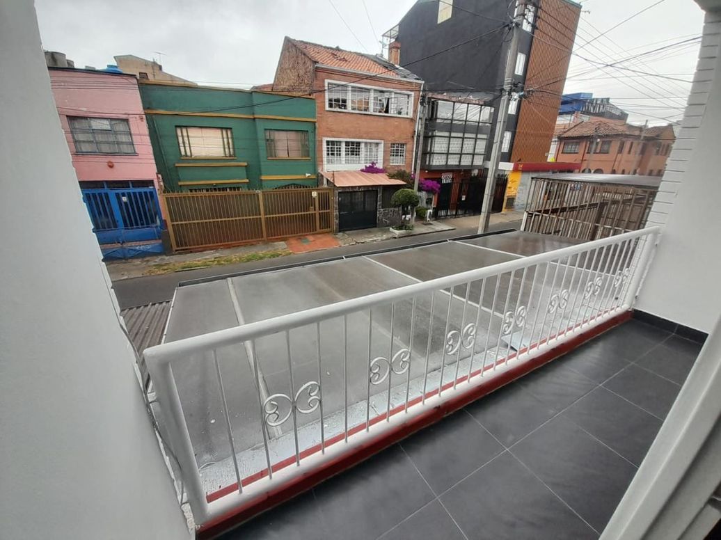 Casa de 5 alcobas en venta en Estrella, Bogotá, 209 m² · foto 9 de 20