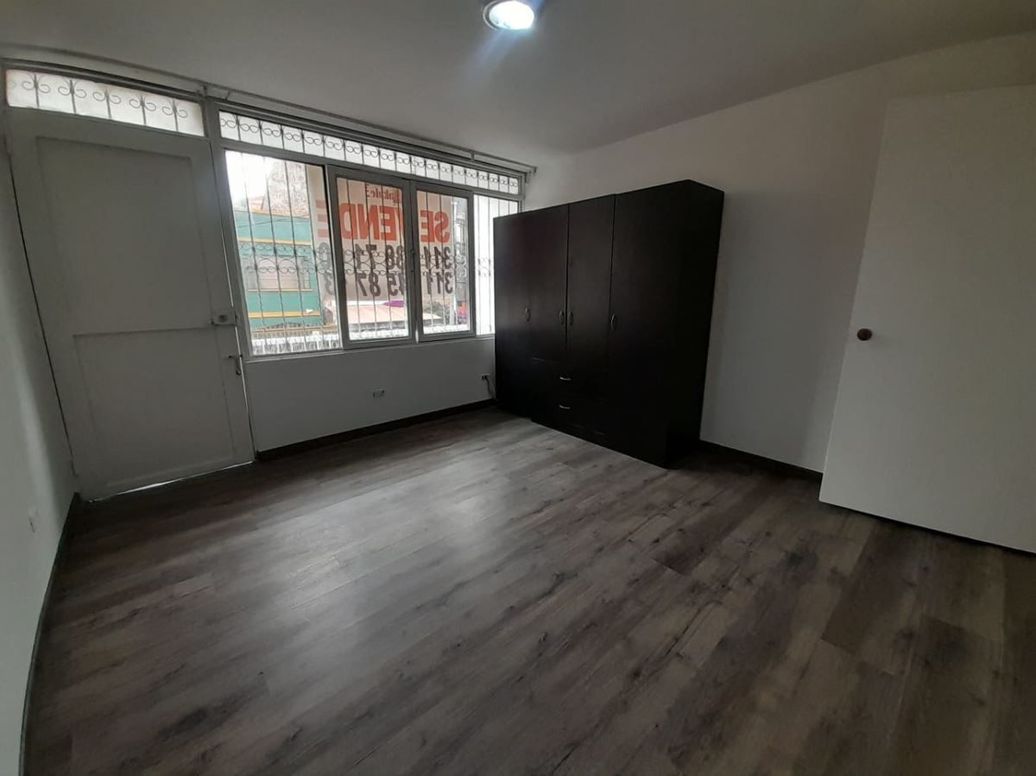Casa de 5 alcobas en venta en Estrella, Bogotá, 209 m² · foto 11 de 20