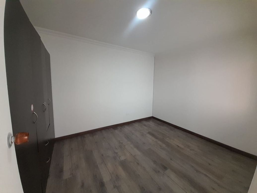Casa de 5 alcobas en venta en Estrella, Bogotá, 209 m² · foto 13 de 20