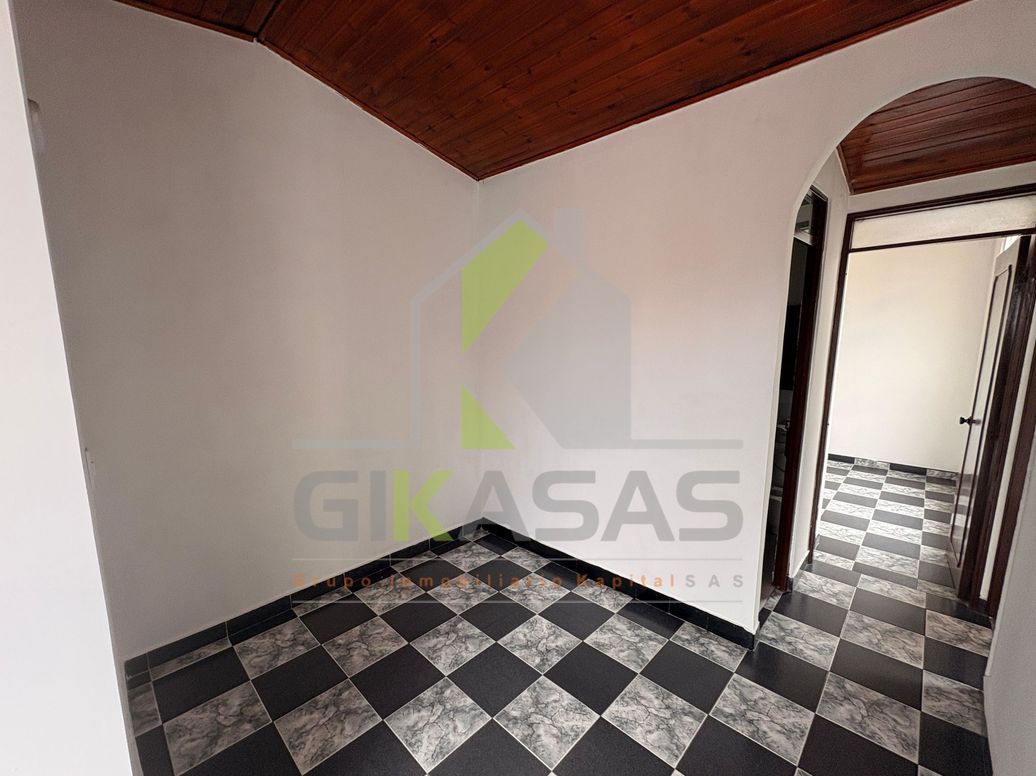 Apartamento de 2 alcobas en venta en El Chilcal, Bogotá, 38 m² · foto 2 de 11