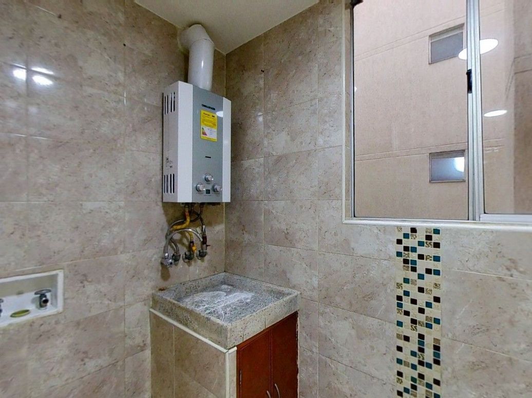 Apartamento de 3 alcobas en venta en El Dorado, Bogotá, 83 m² · foto 5 de 12