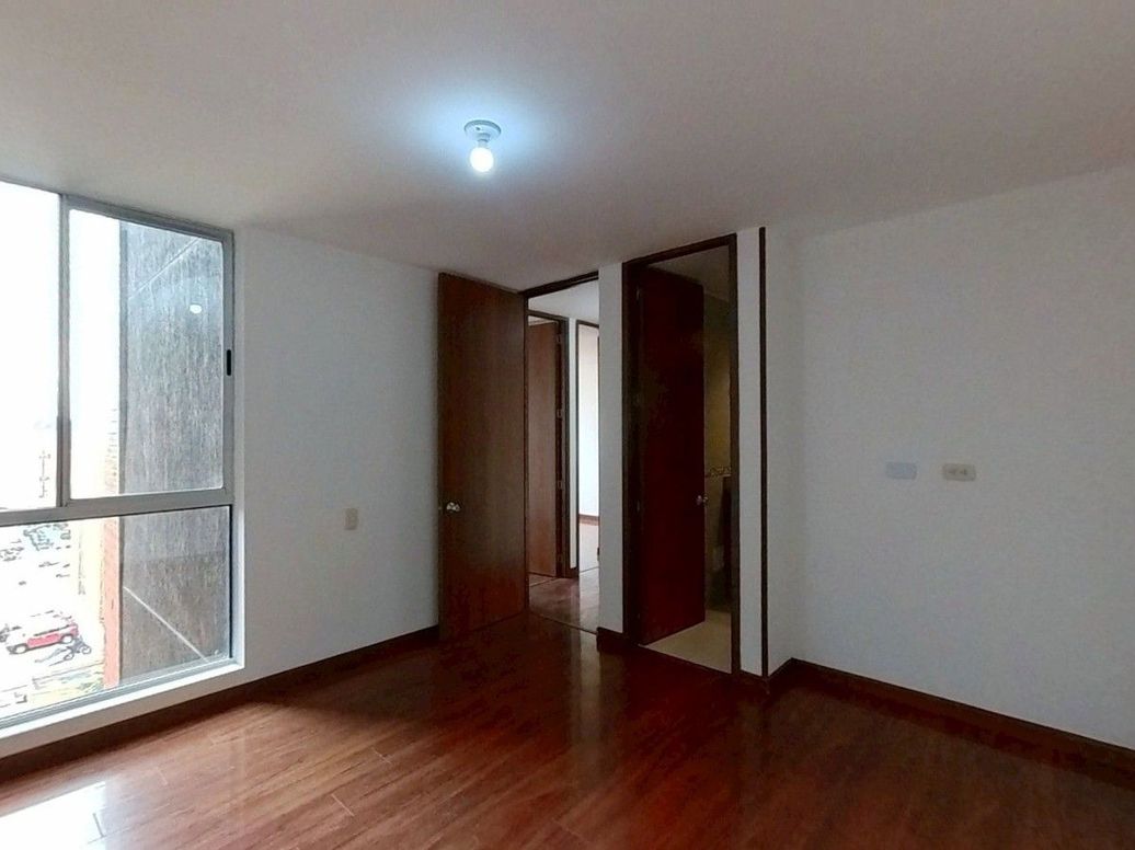 Apartamento de 3 alcobas en venta en El Dorado, Bogotá, 83 m² · foto 10 de 12