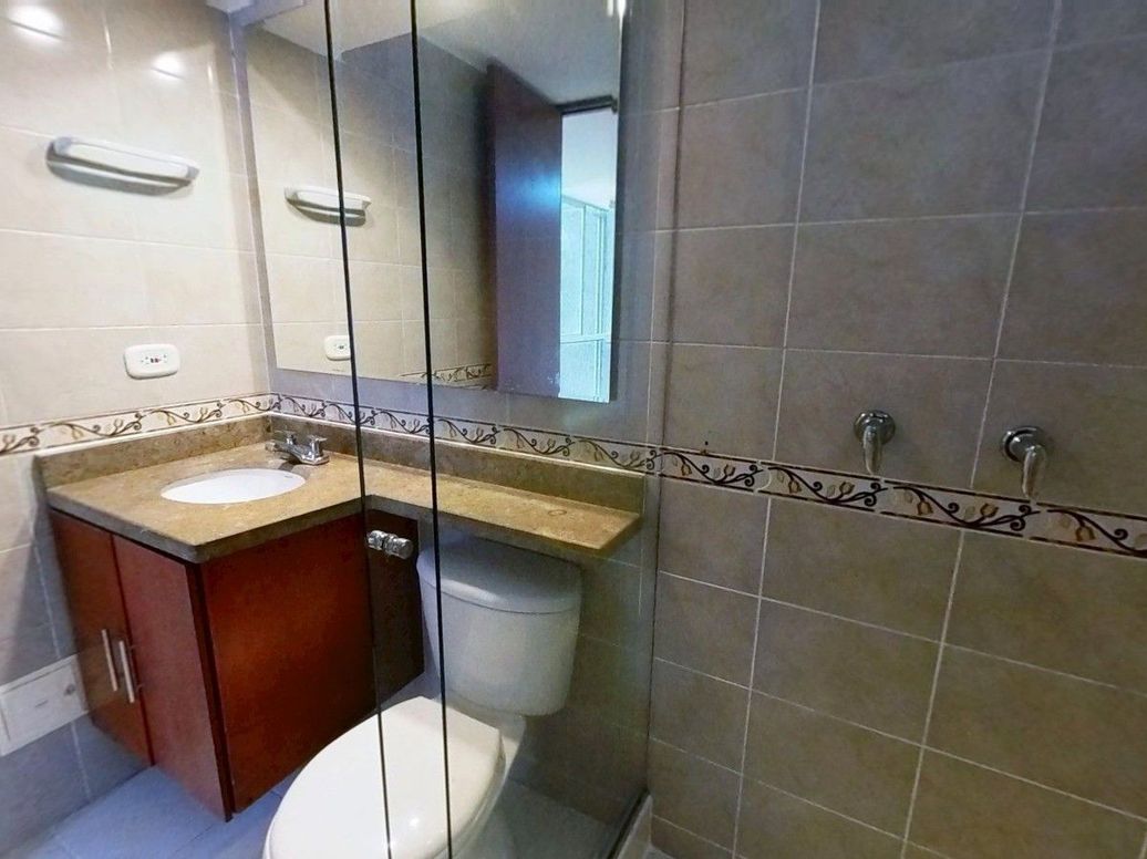 Apartamento de 3 alcobas en venta en El Dorado, Bogotá, 83 m² · foto 12 de 12