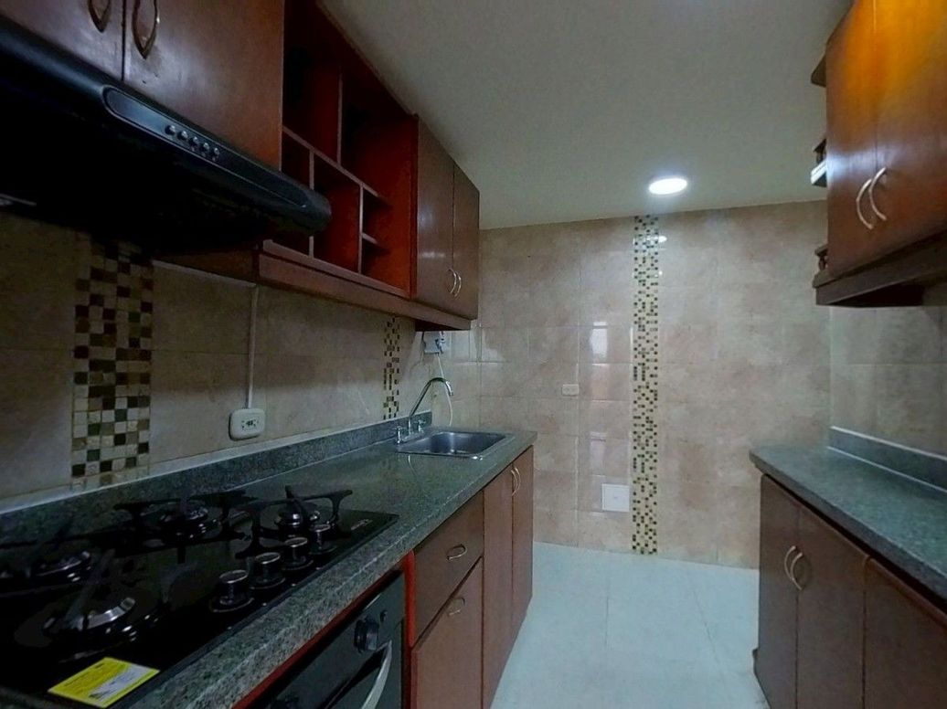 Apartamento de 3 alcobas en venta en El Dorado, Bogotá, 83 m² · foto 4 de 12