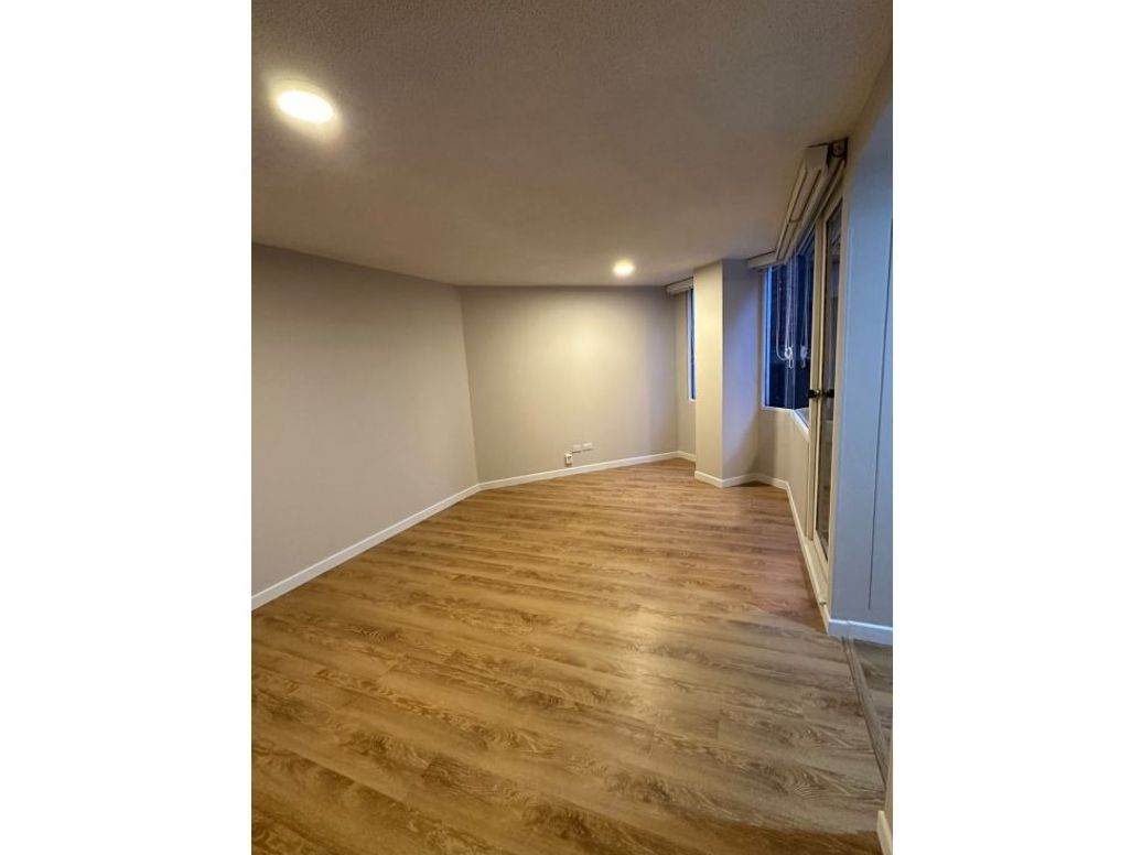 Apartaestudio en venta en Belmira, Bogotá, 45 m² · foto 2 de 7