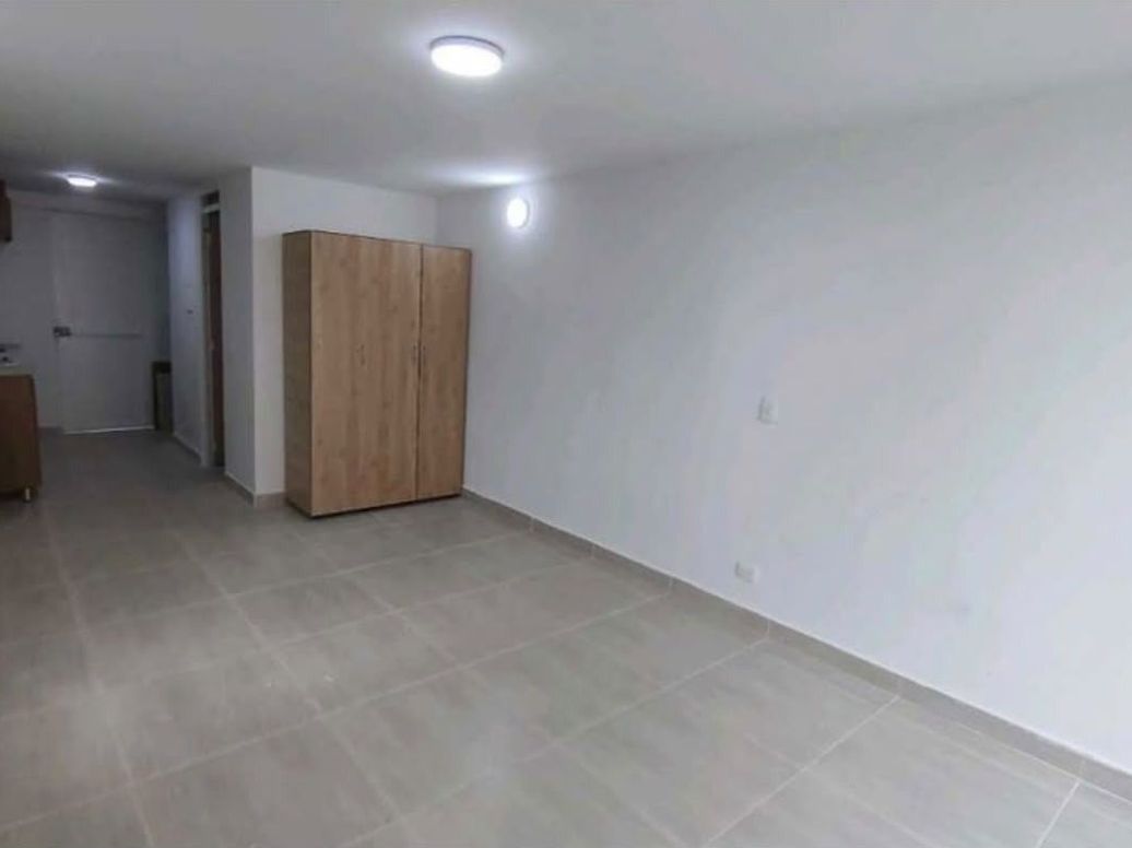 Apartaestudio en venta en Santa Cecilia, Bogotá, 30 m² · foto 3 de 18