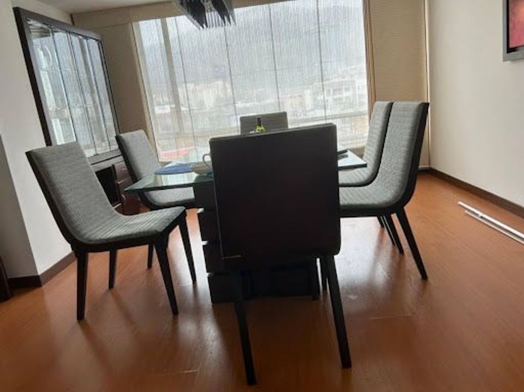 Apartamento de 3 alcobas en venta en Molinos Norte, Bogotá, 210 m² · foto 2 de 10