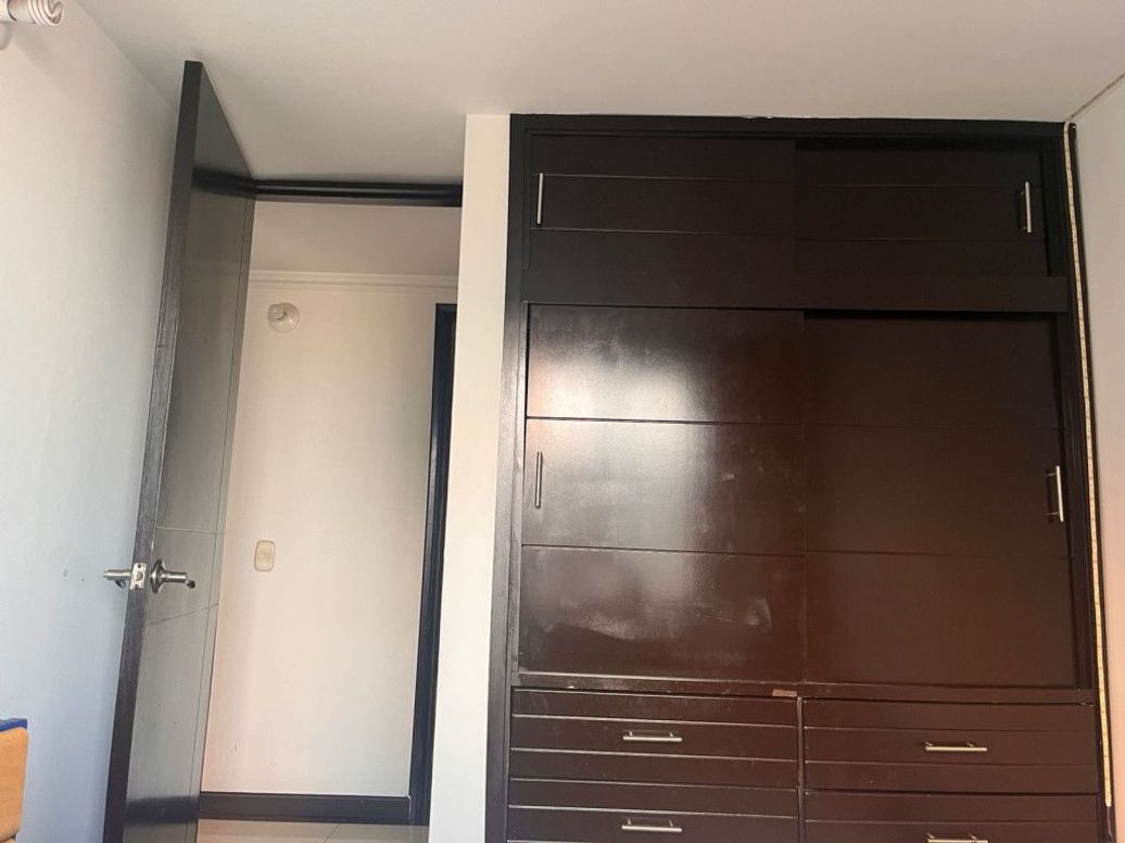 Apartamento en venta en Ismael Perdomo, Bogotá · foto 7 de 13