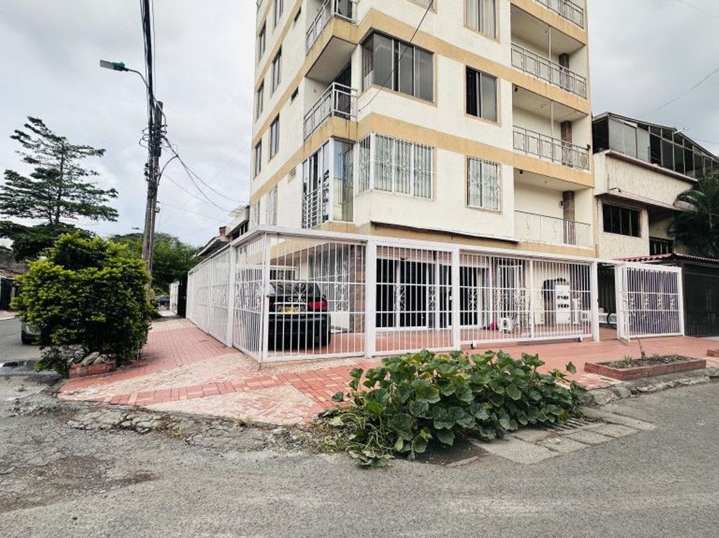 APARTAESTUDIO EN ARRIENDO en Santa Anita La Selva
