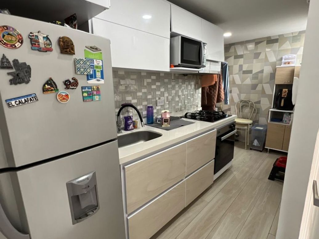 Apartamento de 3 alcobas en venta en Los Monjes, Bogotá, 57 m² · foto 2 de 20