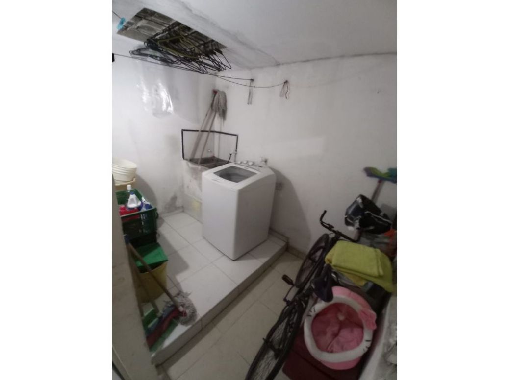 Casa de 8 alcobas en venta en Patio Bonito, Bogotá, 320 m² · foto 15 de 20