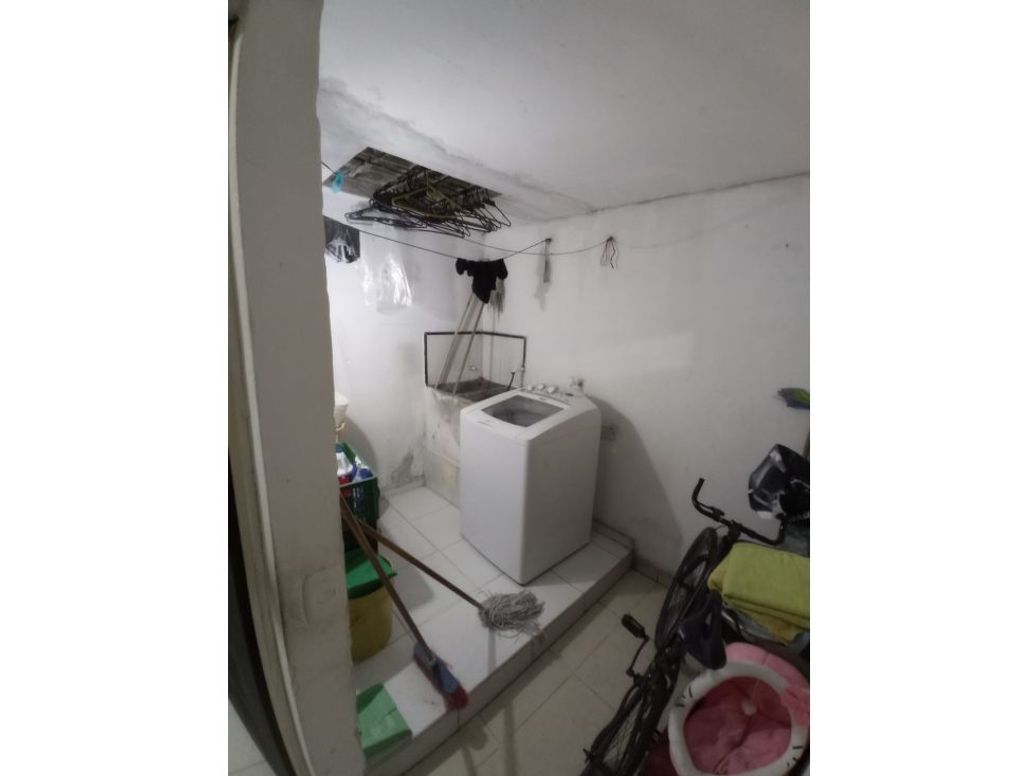 Casa de 8 alcobas en venta en Patio Bonito, Bogotá, 320 m² · foto 18 de 20