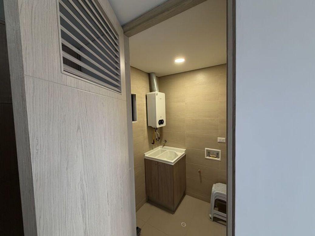 Apartamento de 2 alcobas en venta en San José De Bavaria, Bogotá, 65 m² · foto 7 de 20