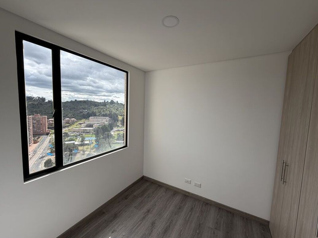 Apartamento de 2 alcobas en venta en San José De Bavaria, Bogotá, 65 m² · foto 13 de 20